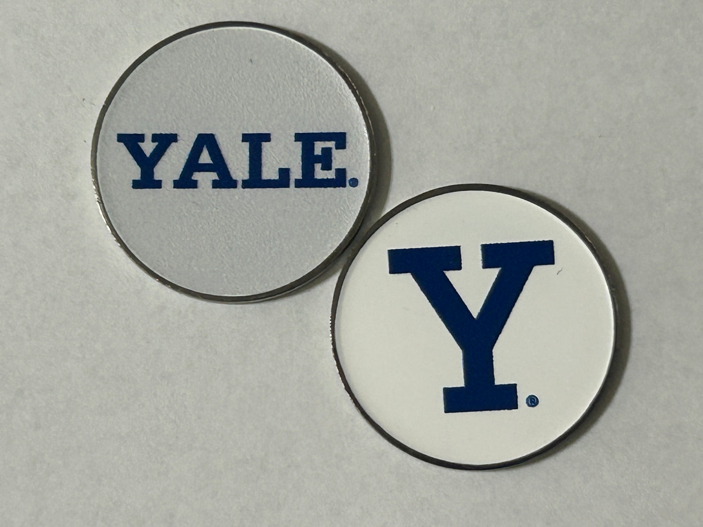 Yale Bulldogs 1" Diameter Double Sided Magnetic Golf Ball Marker NCAA