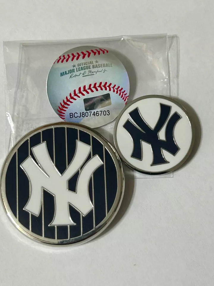 PRG Golf New York Yankees (Navy Back) Magnetic Duo Golf Ball Marker MLB Licensed