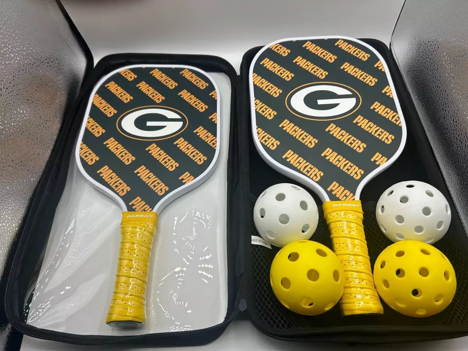 Parrot Paddles Carbon Fiber Green Bay Packers Pickleball Paddle Set (New in Case)