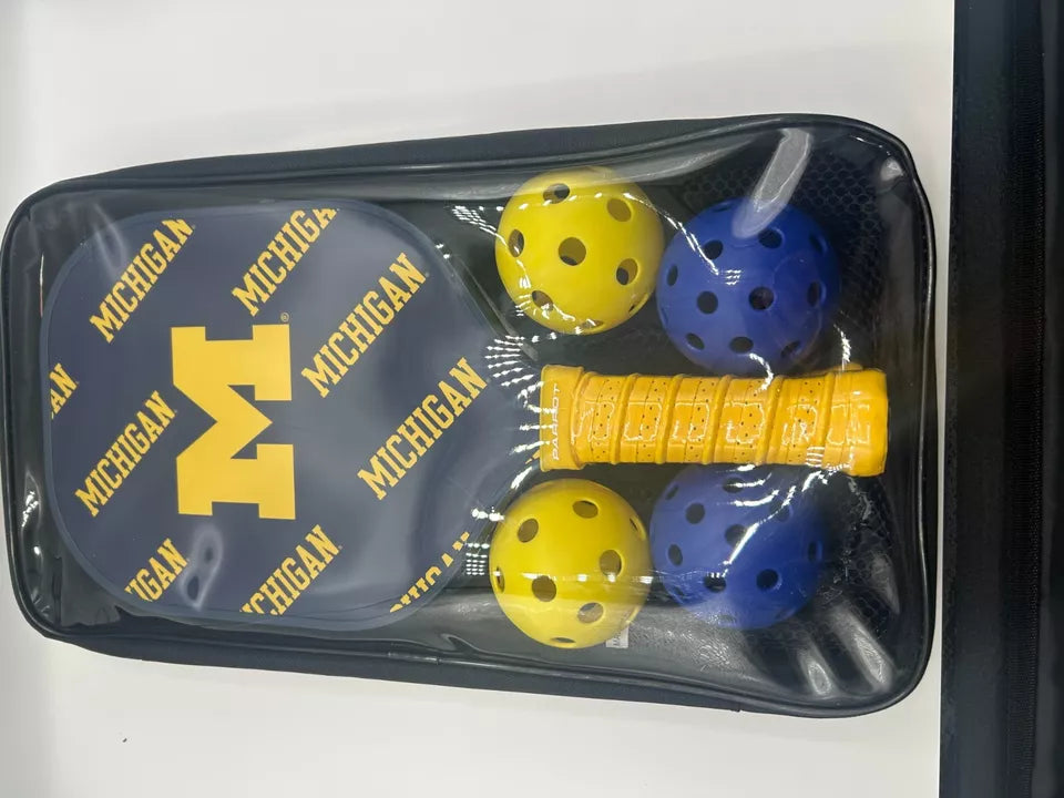 Parrot Paddles Michigan Wolverines Pickleball Paddle Set (New in Case)