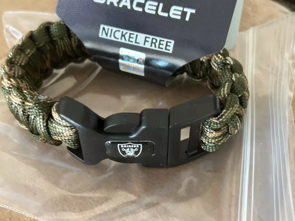 Siskiyou Gifts Las Vegas Raiders Camo Survivor Bracelet, NFL Licensed