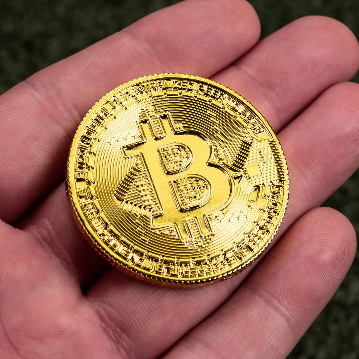 Pins and Aces Bitcoin Golf Ball Marker Cast Stainless Steel New!!!