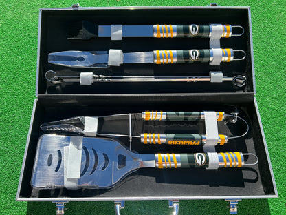 Siskiyou Gifts Green Bay Packers 8 piece Tailgater BBQ Set with Metal Case