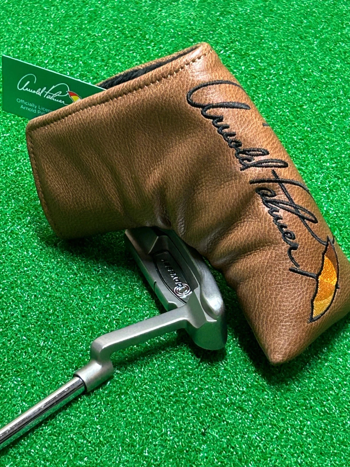 PRG Golf Arnold Palmer Enterprises Genuine Tuscany Leather Blade Putter Cover